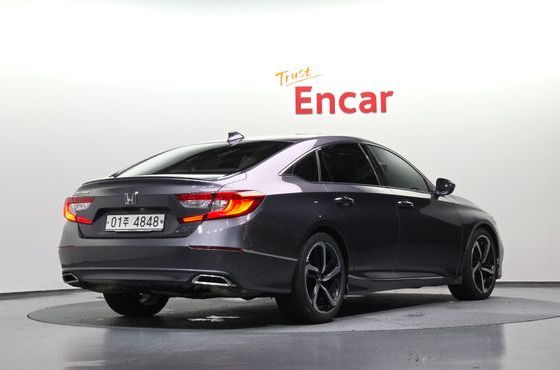 Honda Accord 2.0 Turbo Sport — пробег 120 646 км — фото 2 из 5