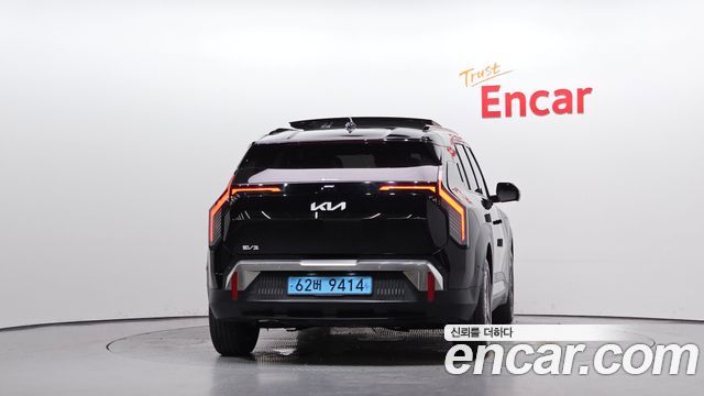 Kia EV3 из Кореи Encar