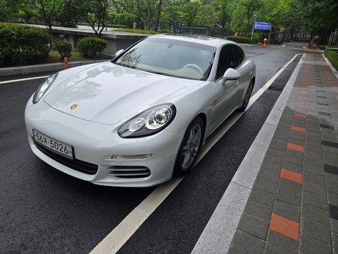 Porsche Panamera 3.6 AWD 970 — пробег 51 600 км — фото 1 из 5