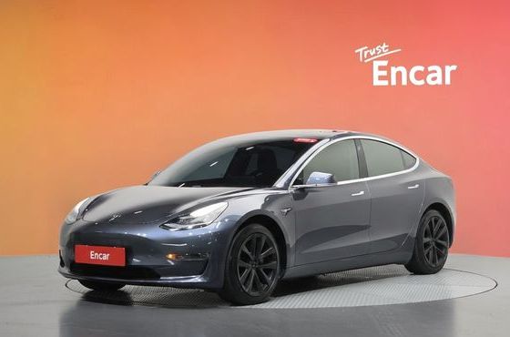 Tesla Model 3 Standard Range Plue RWD — пробег 184 477 км — фото 1 из 5