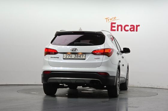 Hyundai Santafe Diesel(e-VGT) 2.0 2WD Exclusive — пробег 178 060 км — фото 4 из 5