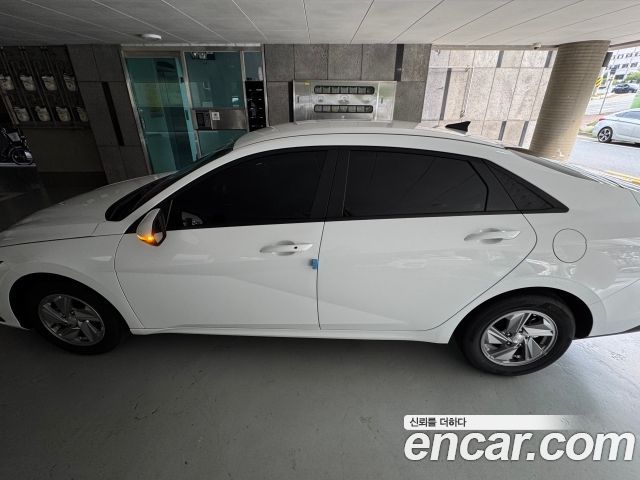 Hyundai AVANTE 1.6 Smart — пробег 9 514 км — фото 3 из 5