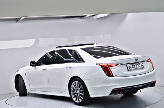 Cadillac CT6 3.6 Platinum AWD — пробег 80 386 км — фото 4 из 5
