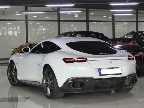 Ferrari Roma 3.9 — пробег 10 200 км — фото 4 из 5