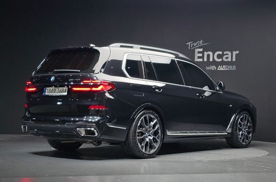 BMW X7 xDrive 40i M Sport 7STR — пробег 6 278 км — фото 2 из 5