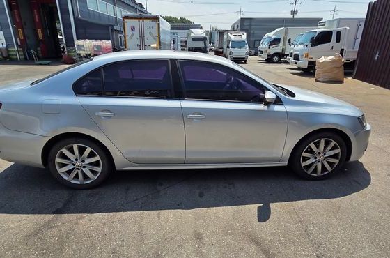 Volkswagen Jetta 2.0 TDI 6th — пробег 215 000 км — фото 4 из 5