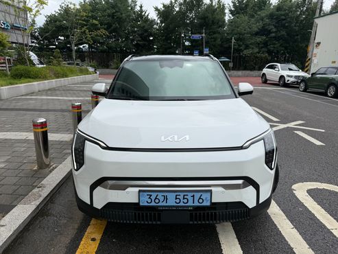 Kia EV3 Long Range 2WD Earth — пробег 20 941 км — фото 2 из 5