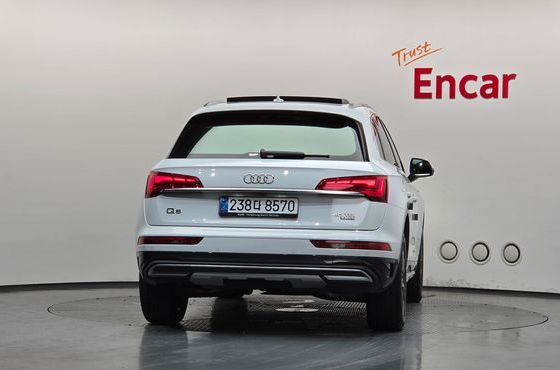Audi Q5 40 TDI Quattro — пробег 81 785 км — фото 4 из 5