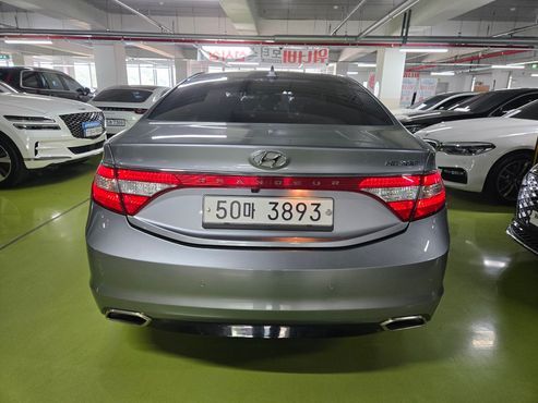 Hyundai Grandeur HG300 Exclusive — пробег 235 922 км — фото 4 из 5