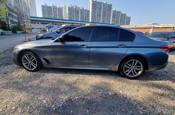 BMW 5-Series 520d M Sport Package Plus — пробег 233 066 км — фото 5 из 5