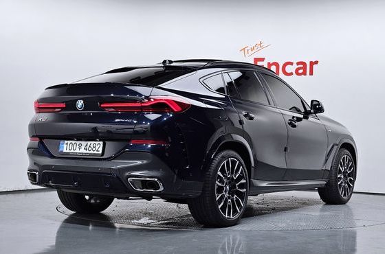 BMW X6 xDrive40i M Sport — пробег 26 707 км — фото 2 из 5