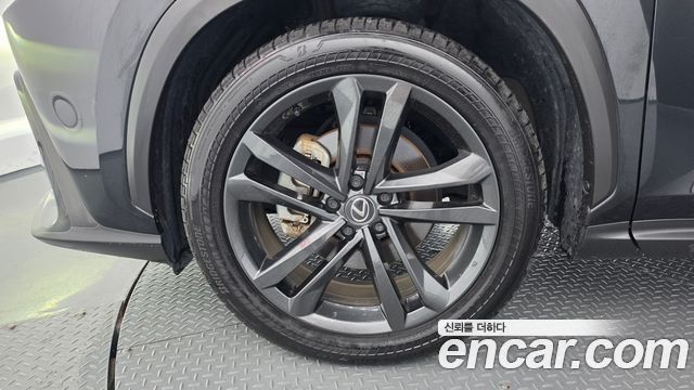 Lexus NX из Кореи Encar
