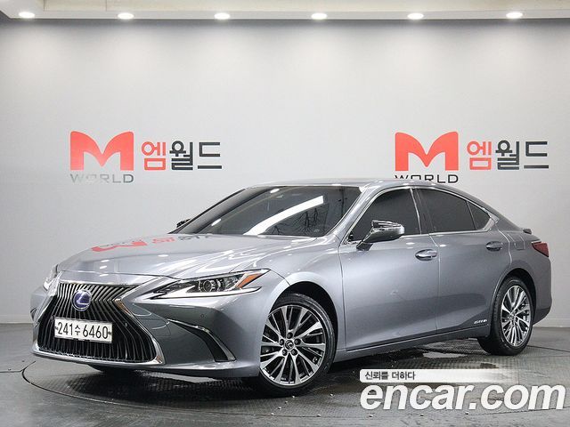 Lexus ES Luxury — пробег 45 310 км — фото 1 из 5