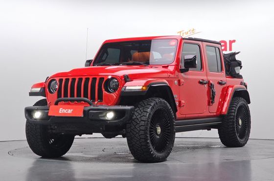 Jeep Wrangler 2.0 Overland 4Door — пробег 28 067 км — фото 1 из 5