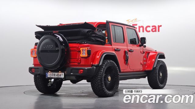 Jeep Wrangler 2.0 Overland 4Door — пробег 28 067 км — фото 2 из 5