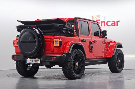 Jeep Wrangler 2.0 Overland 4Door — пробег 28 067 км — фото 2 из 5
