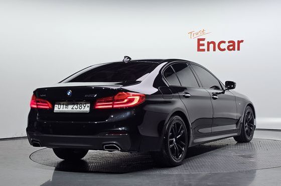 BMW 5-Series 520d M Sport package — пробег 161 460 км — фото 2 из 5