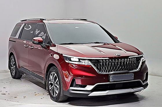 Kia Carnival Diesel 9-Seater Prestige — пробег 79 621 км — фото 3 из 5
