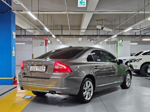 Volvo S80 T6 AWD 2nd — пробег 173 376 км — фото 2 из 5