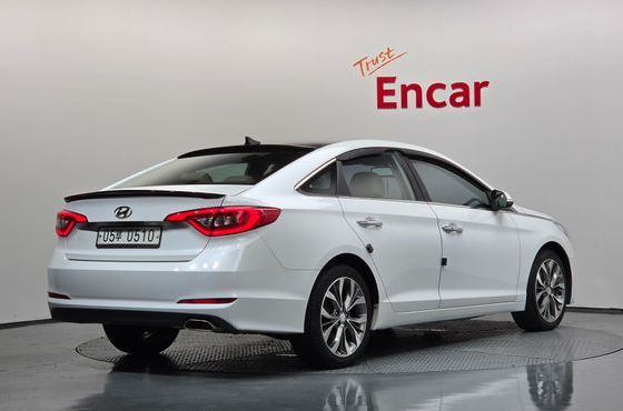 Hyundai Sonata 1.7 Diesel Smart Special — пробег 185 070 км — фото 2 из 5