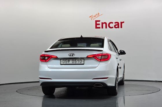 Hyundai Sonata 1.7 Diesel Smart Special — пробег 185 070 км — фото 4 из 5
