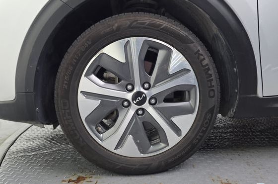 Kia Niro Air — пробег 171 497 км — фото 5 из 5