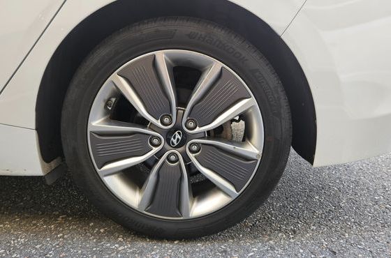 Hyundai Ioniq Q — пробег 95 702 км — фото 5 из 5