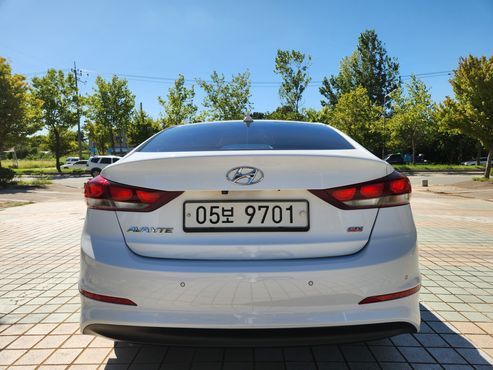 Hyundai AVANTE 1.6 GDI Style — пробег 106 000 км — фото 4 из 5