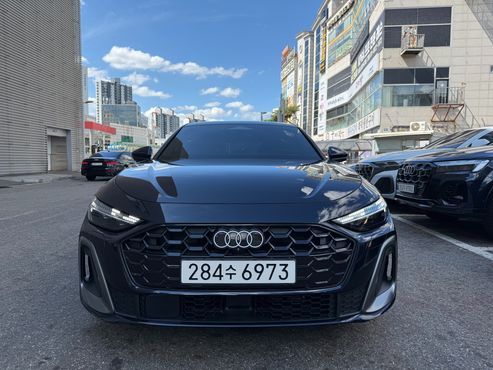 Audi A5 40 TFSI S Line — пробег 920 км — фото 3 из 5