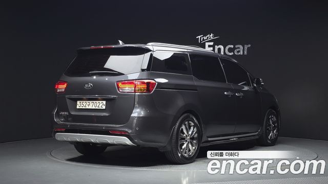 Kia Carnival из Кореи Encar