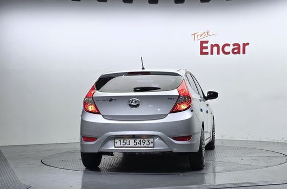 Hyundai Accent Diesel WIT 1.6 VGT Smart — пробег 134 969 км — фото 4 из 5