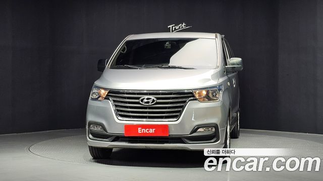 Hyundai Starex Wagon 11-Seater Smart — пробег 68 415 км — фото 3 из 5