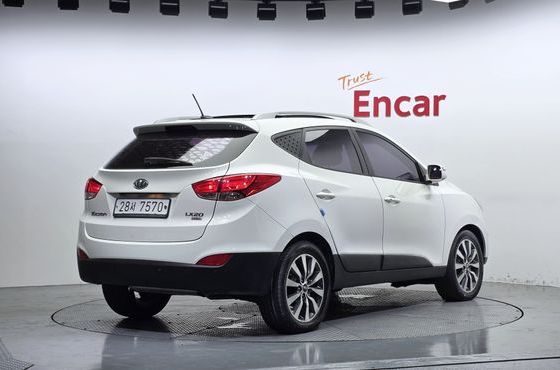 Hyundai Tucson Diesel 2WD LX20 Premier — пробег 186 368 км — фото 2 из 5