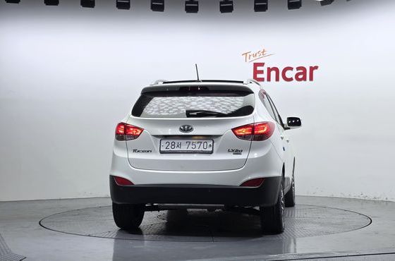 Hyundai Tucson Diesel 2WD LX20 Premier — пробег 186 368 км — фото 4 из 5