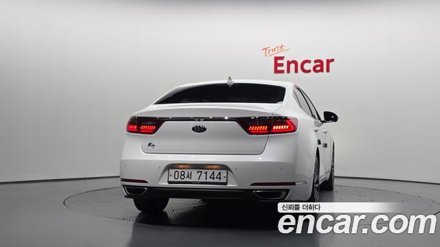 Kia K7 из Кореи Encar