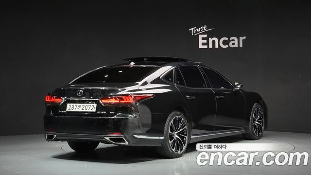 Lexus LS из Кореи Encar