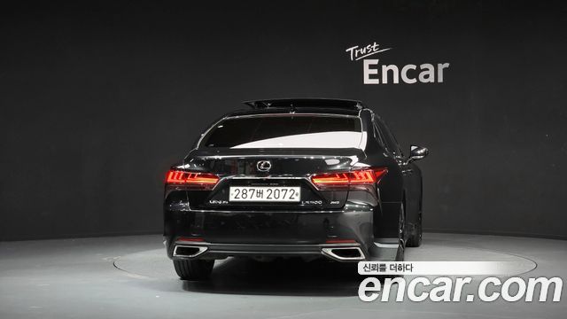 Lexus LS из Кореи Encar