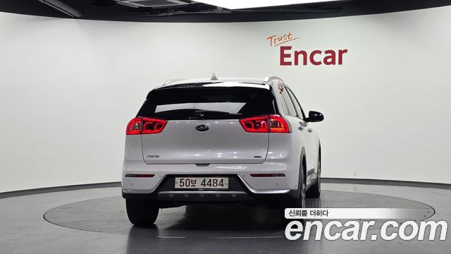 Kia Niro из Кореи Encar