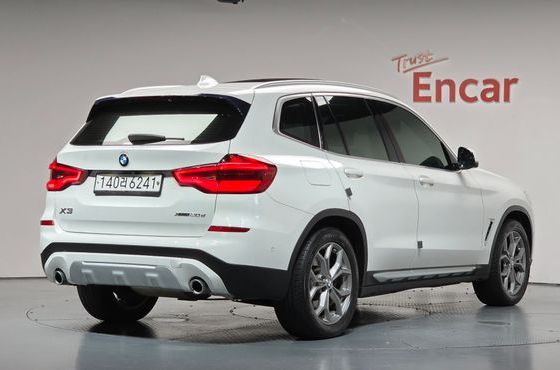 BMW X3 xDrive 20d — пробег 105 855 км — фото 2 из 5