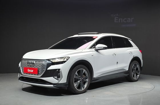 Audi Q4 e-tron 40 Premium — пробег 83 333 км — фото 1 из 5