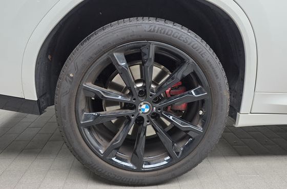 BMW X4 xDrive20i M Sport Pro Special Edition — пробег 12 916 км — фото 5 из 5