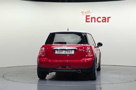 Mini Cooper Special Edition Second Generation — пробег 112 616 км — фото 4 из 5