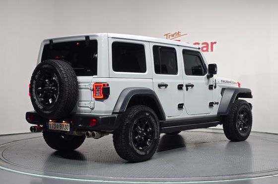 Jeep Wrangler 2.0 Rubicon Power Top 4Door — пробег 69 048 км — фото 2 из 5