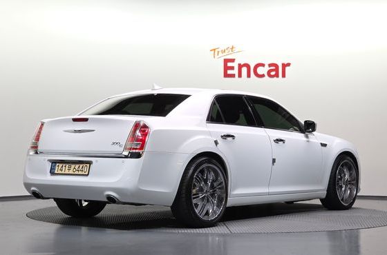 Chrysler 300C 3.0 Diesel — пробег 120 368 км — фото 2 из 5