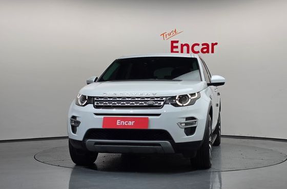 Land Rover Discovery Sport 2.0 TD4 HSE Luxury — пробег 77 051 км — фото 3 из 5