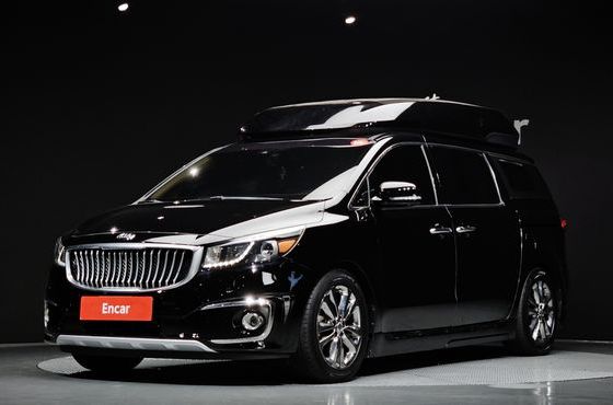 Kia Carnival Gasoline 9-seater Hi-Limousine Noblesse — пробег 141 400 км — фото 1 из 5