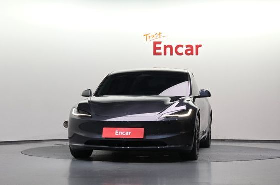 Tesla Model 3 스탠다드 RWD — пробег 8 856 км — фото 3 из 5