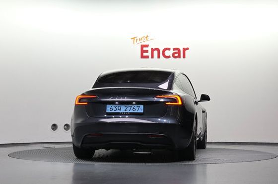 Tesla Model 3 스탠다드 RWD — пробег 8 856 км — фото 4 из 5