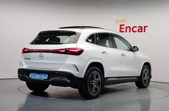 Mercedes-Benz EQA EQA250 AMG Line — пробег 3 349 км — фото 2 из 5
