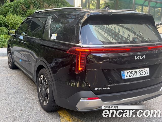 Kia Carnival Diesel 7-Seater Noblesse — пробег 30 000 км — фото 4 из 5
